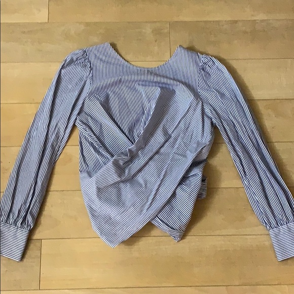 Zara Tops - Adorable Zara stripped top!